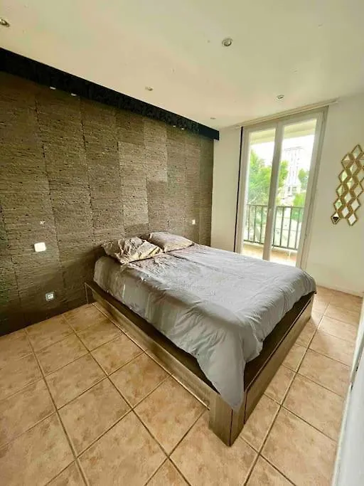 Apt Chic With View On Collines De Marcel Pagnol Wifi Free Parking And Clim Марсель Апартаменты