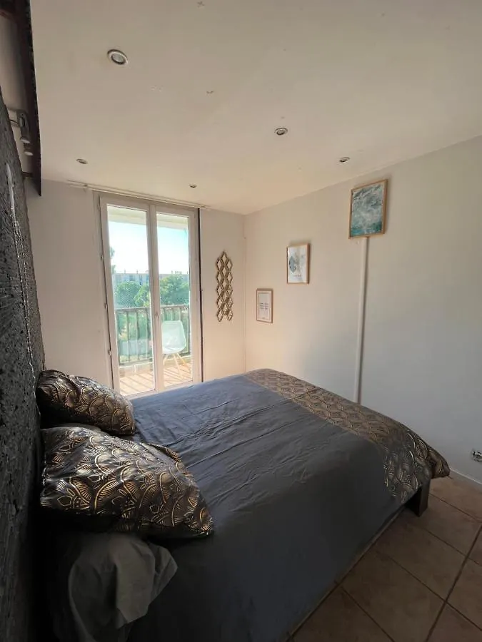 Apt Chic With View On Collines De Marcel Pagnol Wifi Free Parking And Clim Марсель 0*,  Франция